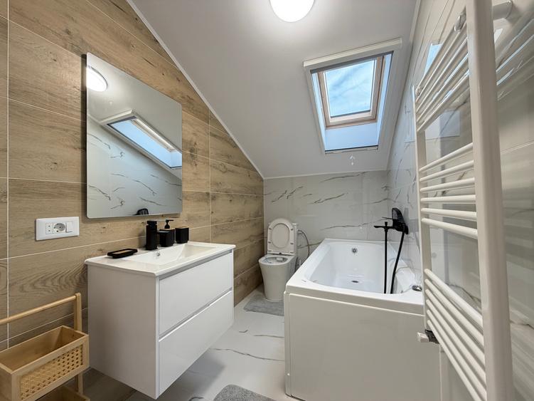 Apartament cu 2 camere decomandat în Giroc