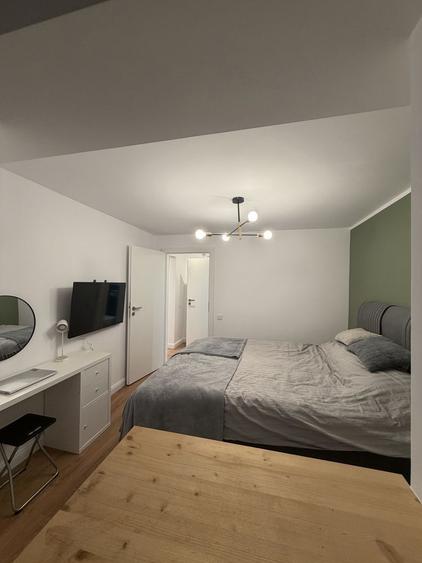 Apartament cu 2 camere, mobilat în Victoriei
