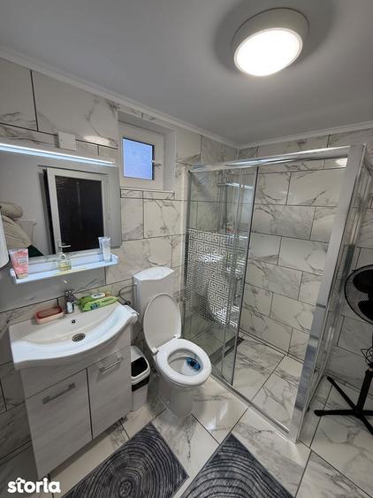 Casa demolabila ?i teren 800mp cu toate utilita?ile deschidere 26,5mp - 20
