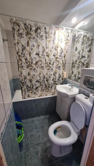 Apartament cu 2 camere decomandat în Drumul Taberei