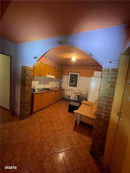 Apartament cu 3 camere decomandat în Circumvalațiunii