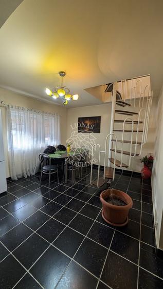Apartament cu 4 camere decomandat, mobilat în Calea Moldovei