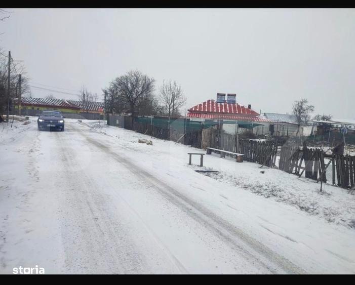 Spațiu comercial, în Boteni