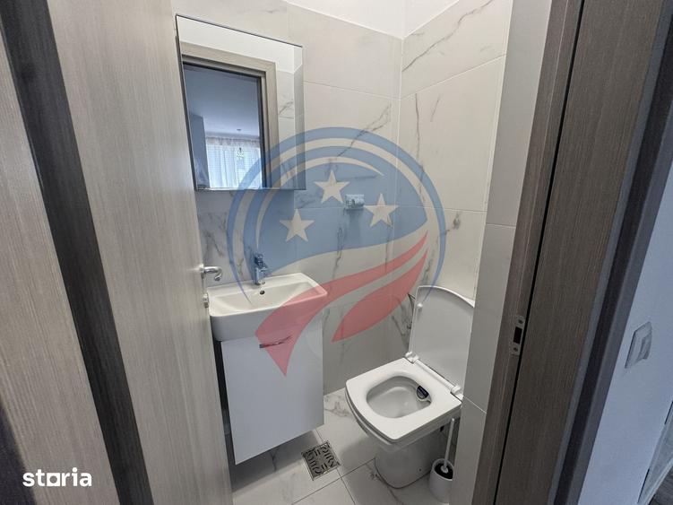 Apartament cu 3 camere în Craiovița Nouă