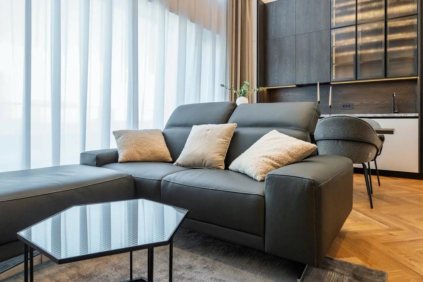 Penthouse cu 3 camere decomandat în Floreasca