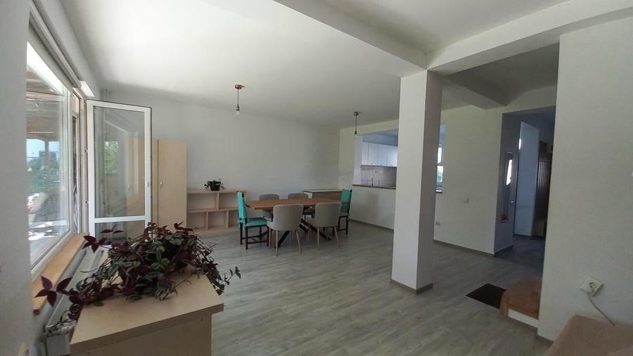 Duplex cu 4 camere cu Canalizare în Aviației