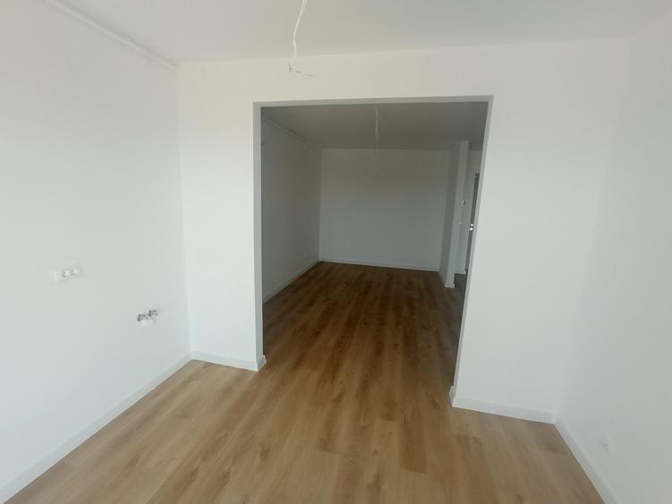 Apartament cu 2 camere decomandat în Theodor Pallady