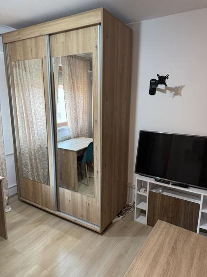 Garsonieră decomandată, mobilată în Lacul Tei