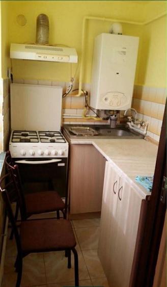 Vand apartament complet mobilat si utilat cu 2 camere in Libertarii - 11