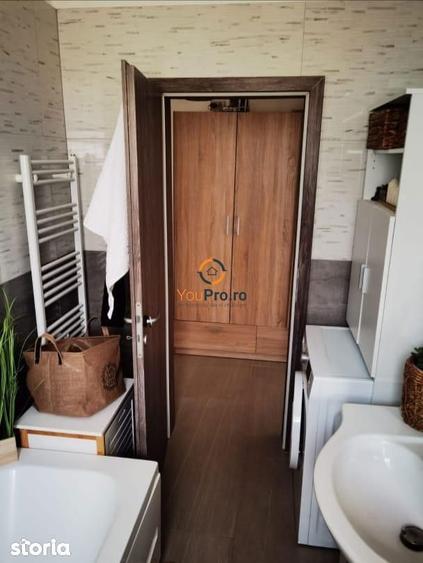 Apartament cu 2 camere semidecomandat în Dumbrăvița