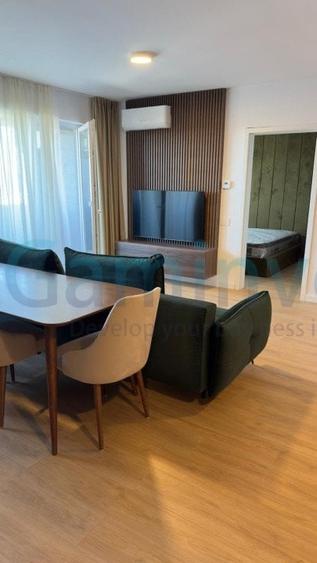 Apartament cu 3 camere decomandat, mobilat în Calea Aradului