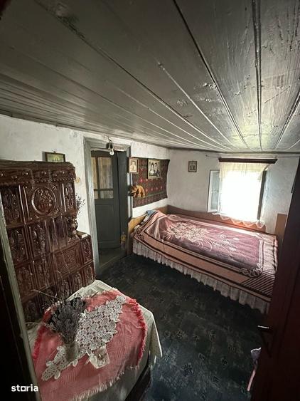 Casă cu 4 camere cu Teren 1422 Mp în Alexeni
