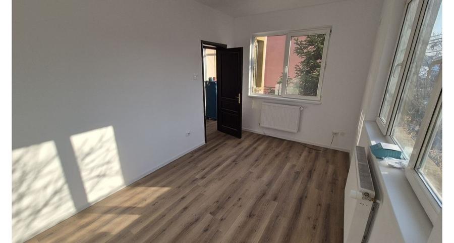 Casă cu 4 camere cu Teren 123 Mp în Bucureștii Noi