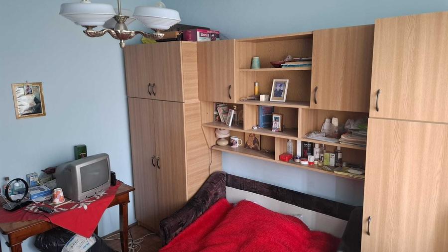 Apartament cu 3 camere decomandat în Grigorescu