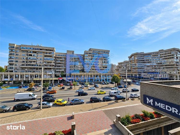 Apartament cu 2 camere decomandat în Central — fotografia 1