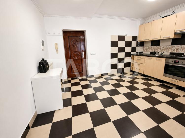 Apartament cu 3 camere decomandat, mobilat în Cisnădie
