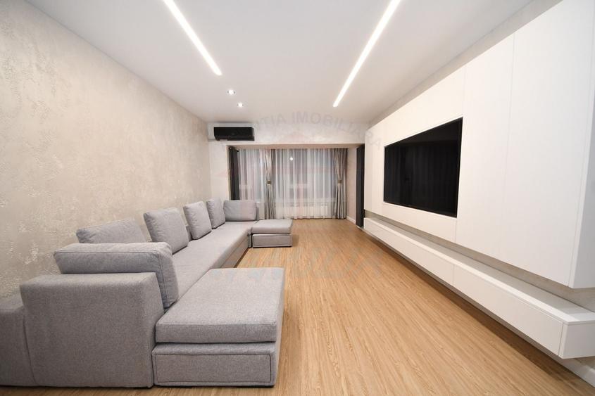 Apartament cu 2 camere decomandat în Faleză