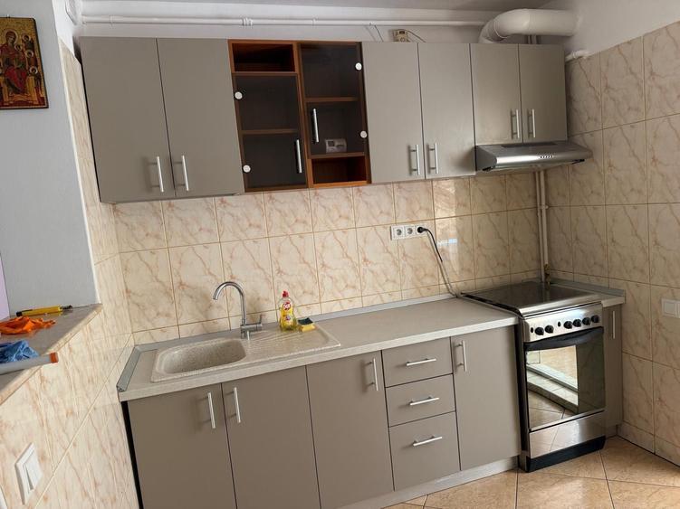 Inchiriere Apartament 2 Camere-Aparatorii Patriei - 4