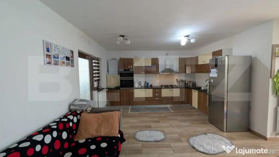 Casă cu 4 camere cu Teren 204 Mp în Central