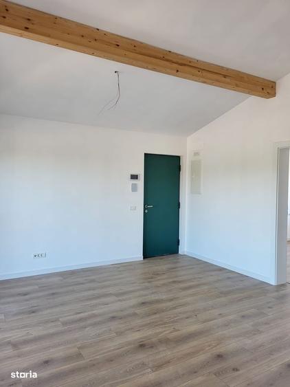 Casă cu 3 camere în Tâncăbești