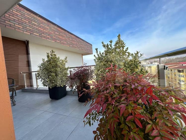 Apartament cu 2 camere decomandat, mobilat în 1 Mai