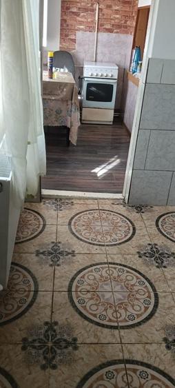 Casă cu 2 camere cu Teren 100 Mp în Exterior Vest