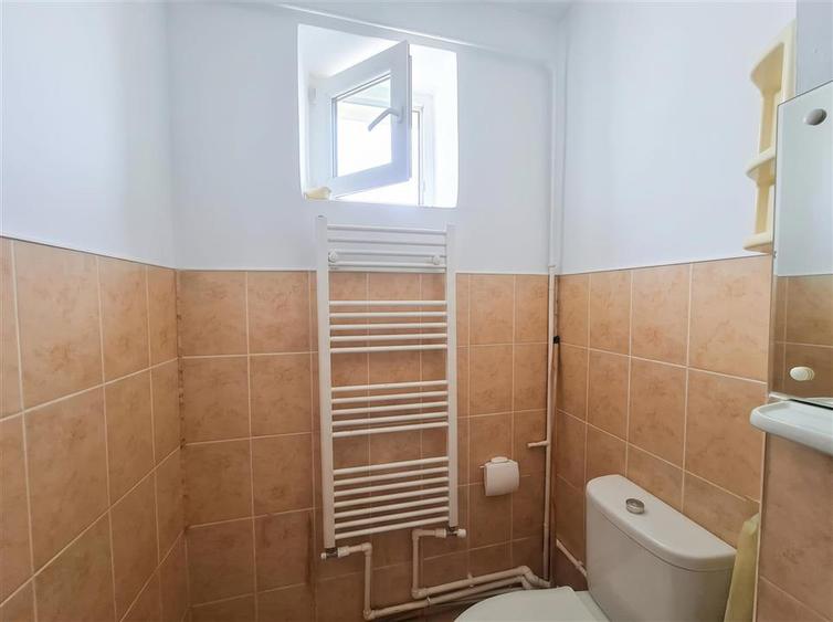 Apartament cu 2 camere semidecomandat în Burdujeni
