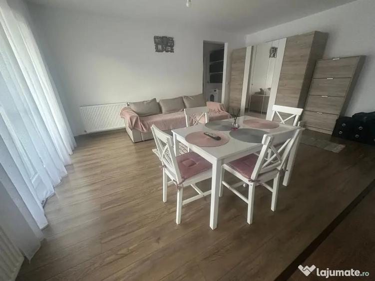Apartament cu 2 camere semidecomandat în Florești