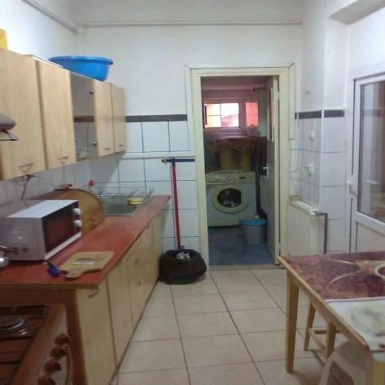 Apartament cu 2 camere semidecomandat în Armeneasca