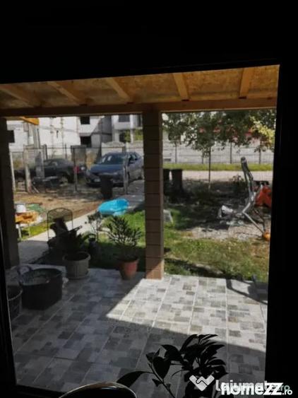 Casă cu 5 camere cu Teren 332 Mp în Central