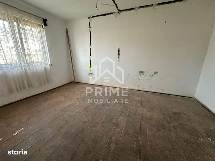 Casă cu 3 camere în Suseni