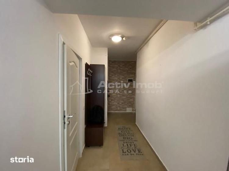 Apartament cu 3 camere în Străulești