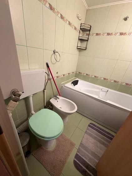 Apartament cu 2 camere semidecomandat în Canta