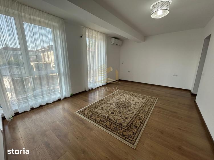Casă cu 5 camere cu Teren 375 Mp în Europa