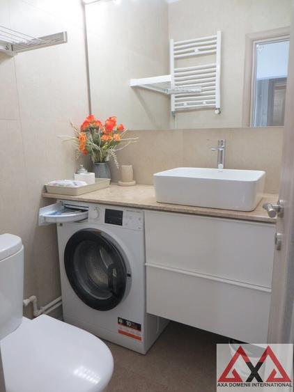 Apartament cu 3 camere decomandat, mobilat în Vitan