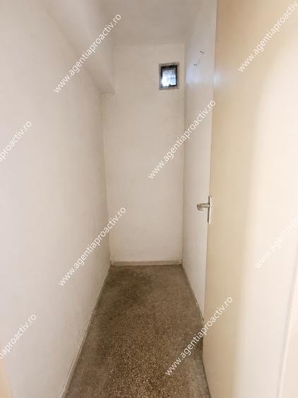 Apartament cu 3 camere decomandat în Mazepa 1