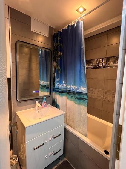 Apartament cu 2 camere semidecomandat, mobilat în Dorobanți
