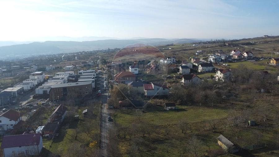 Teren agricol extravilan de 20146 mp, în Dâmbul Rotund