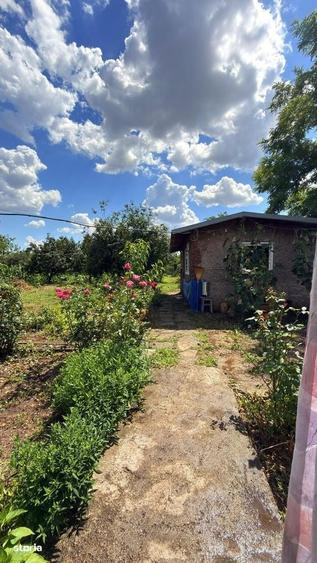 Casă cu 3 camere în Dor Mărunt
