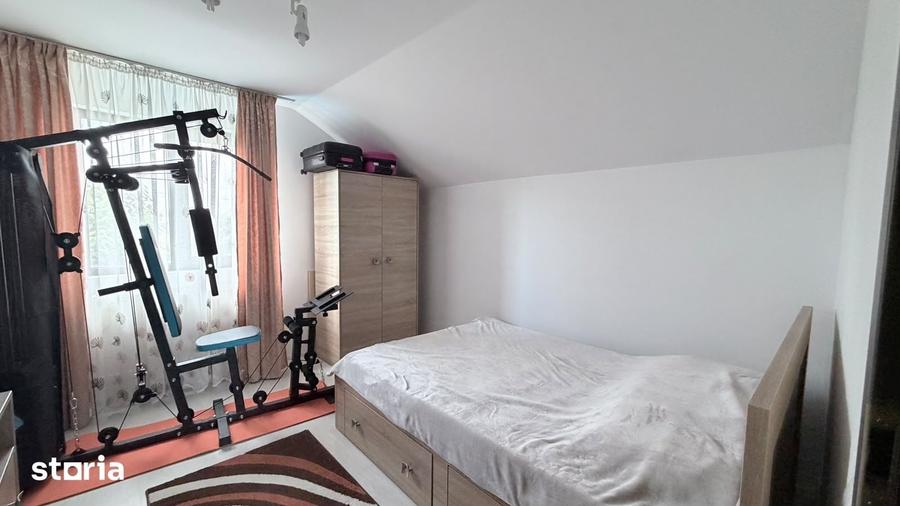 Casa Individuala - 4 camere - 2 bai - 363mp teren - 13