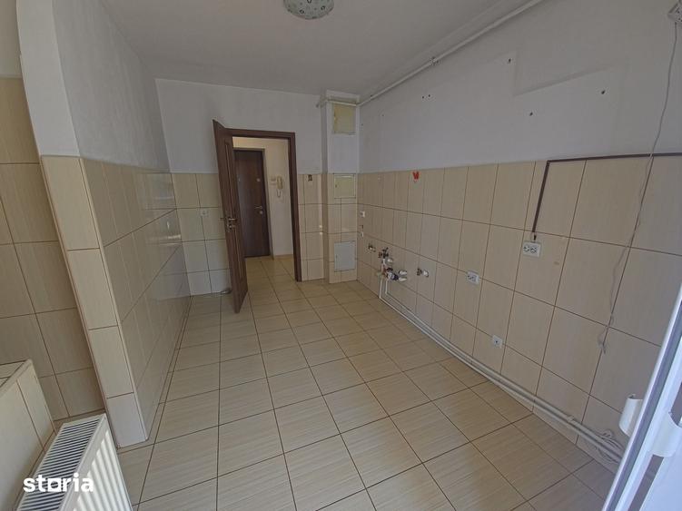 Tomis II apartament 2 camere decomandat gol centrala gaze - 7