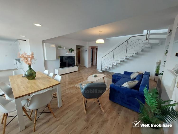 Penthouse cu 5 camere semidecomandat, mobilat în Bună Ziua