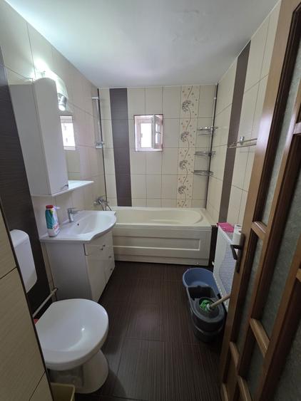 Apartament cu 2 camere decomandat în Unirii Sud