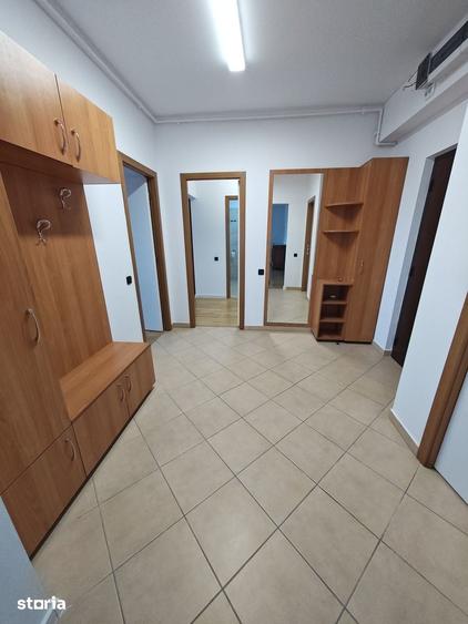 Apartament cu 3 camere decomandat, mobilat în Moșilor