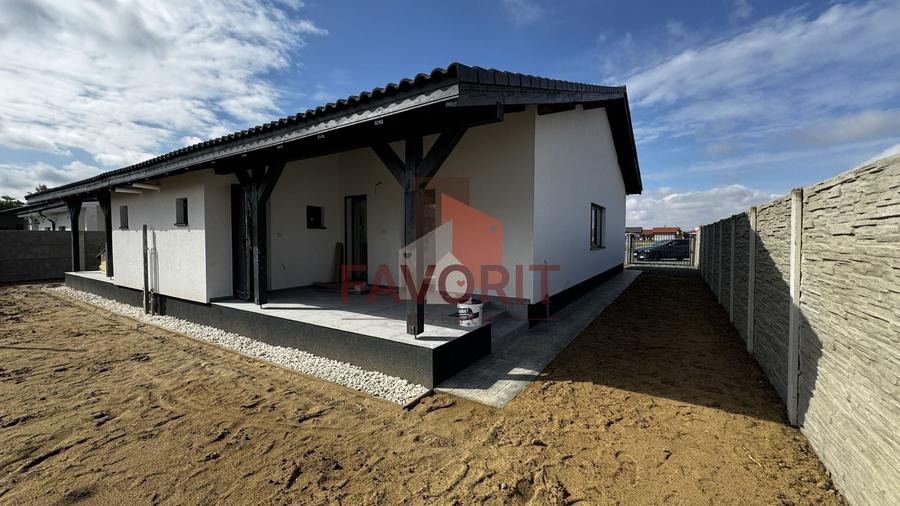 Duplex cu 3 camere cu Canalizare în Moșnița Veche