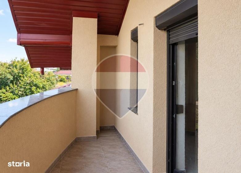 Casă cu 4 camere cu Teren 498 Mp în CFR