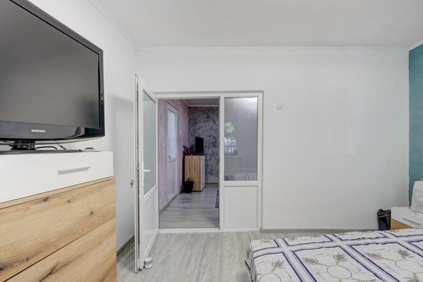 Casă individuală cu 3 camere cu Teren 2200 Mp în Răcari