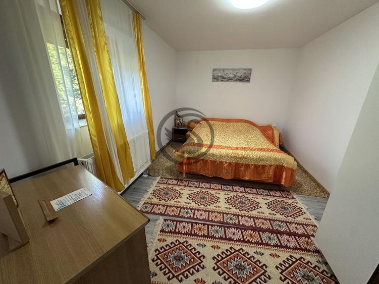 Casă individuală cu 5 camere cu Canalizare în Cocorăștii Colț