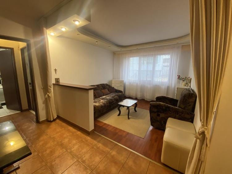 Apartament cu 2 camere semidecomandat în Tătărași