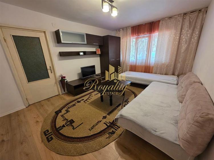 Apartament cu 2 camere semidecomandat, mobilat în Girocului